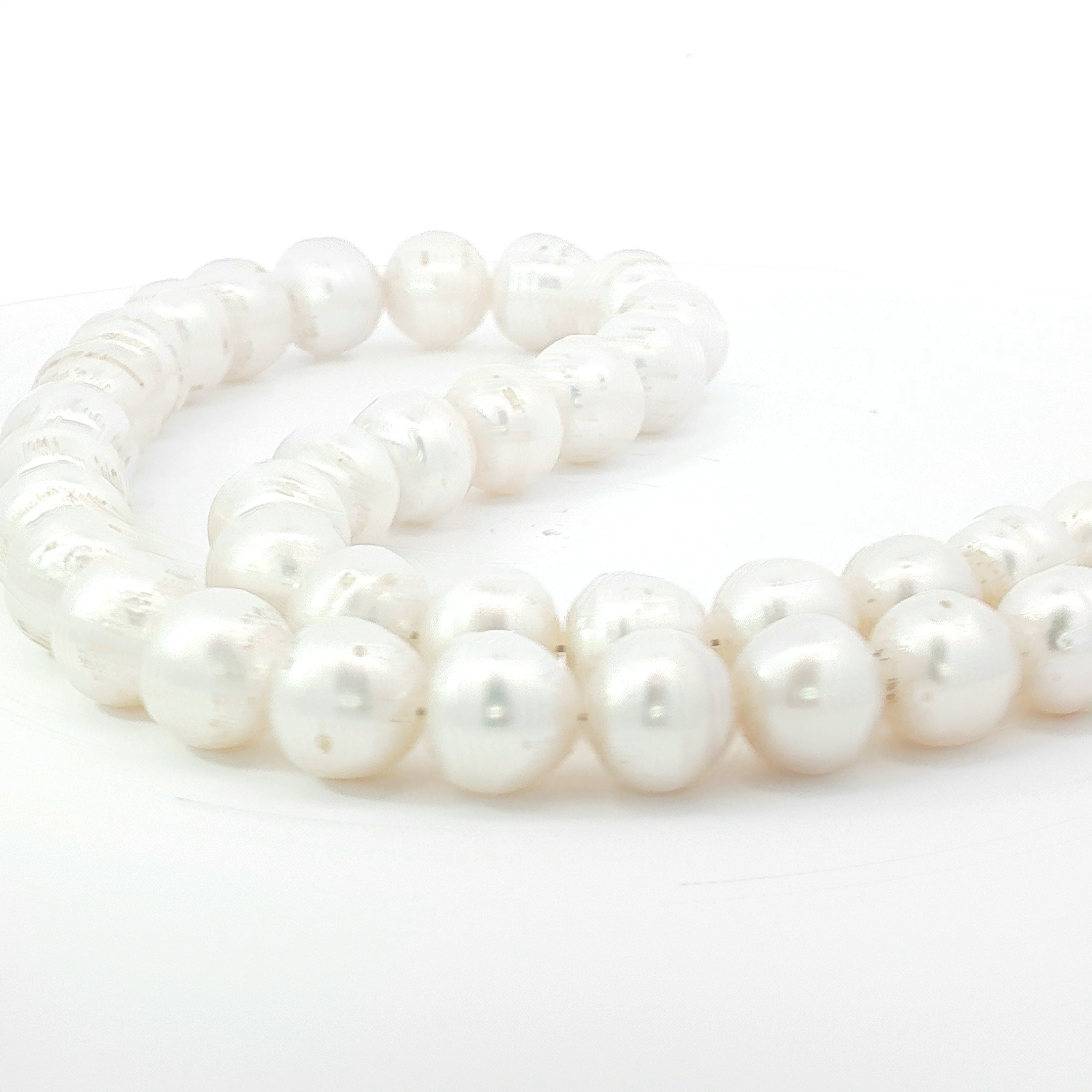 South Sea Pearl Strand