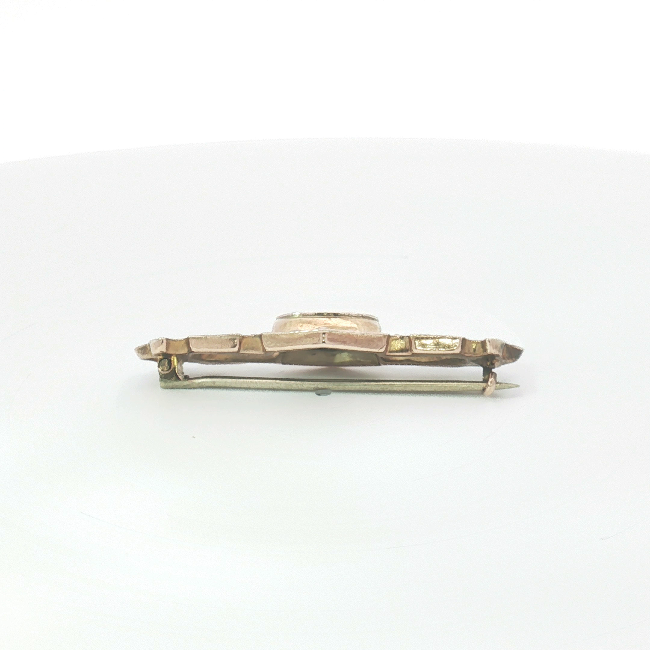 9ct RG Brooch with Star-Set Diamond