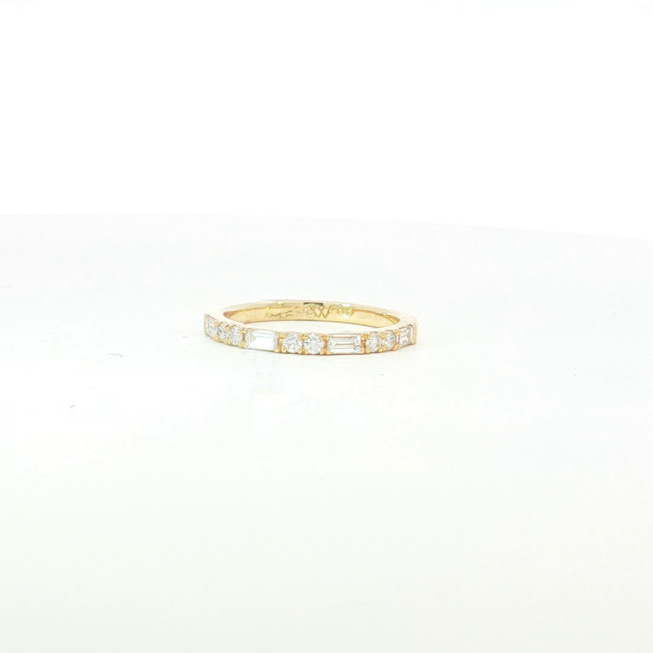 18ct YG Round and Baguette Diamond Wedding Ring