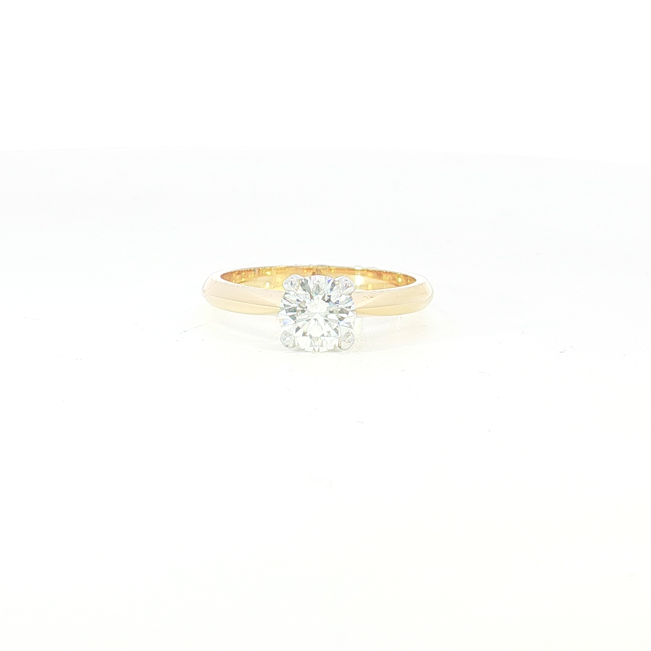 18ct YG Round Brilliant Diamond Engagement Ring
