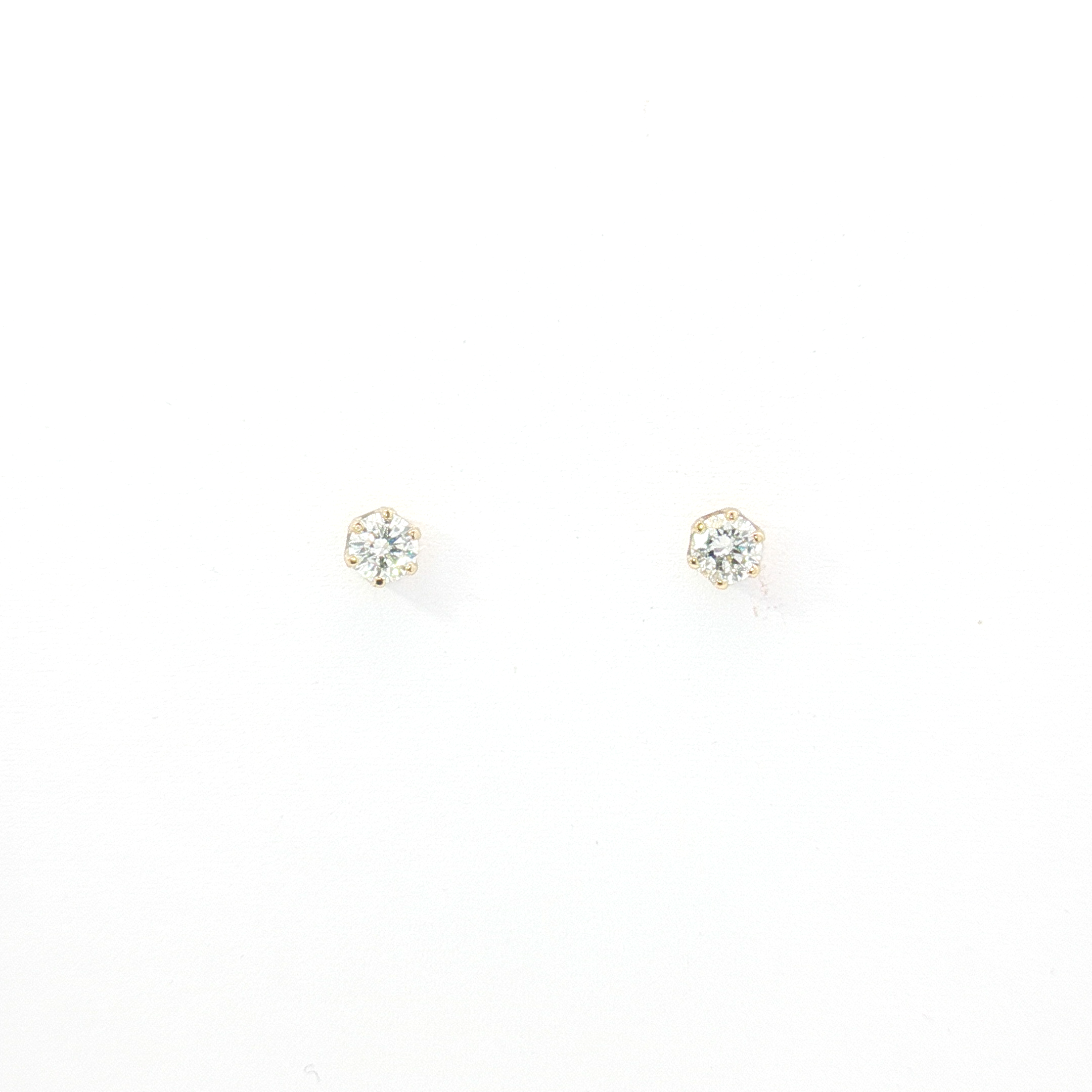 18ct YG Round Diamond Stud Earrings