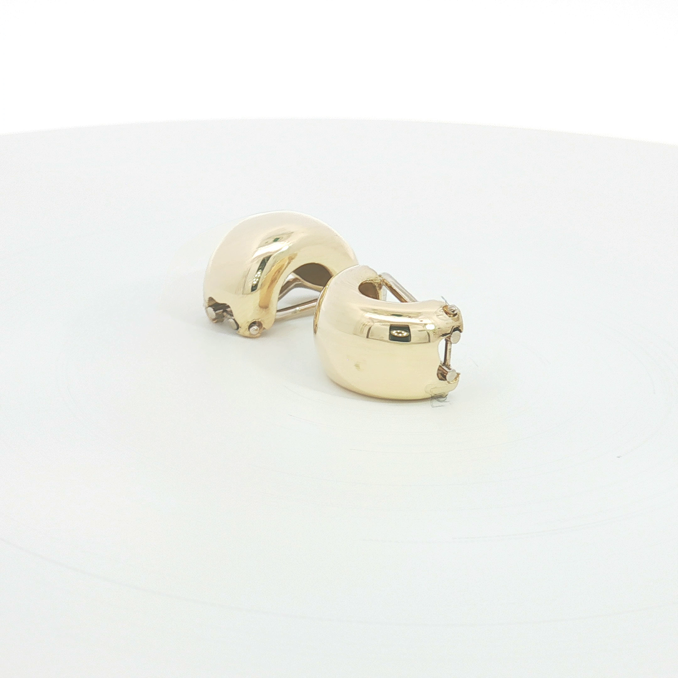 18ct YG Dome Clip-On Earrings