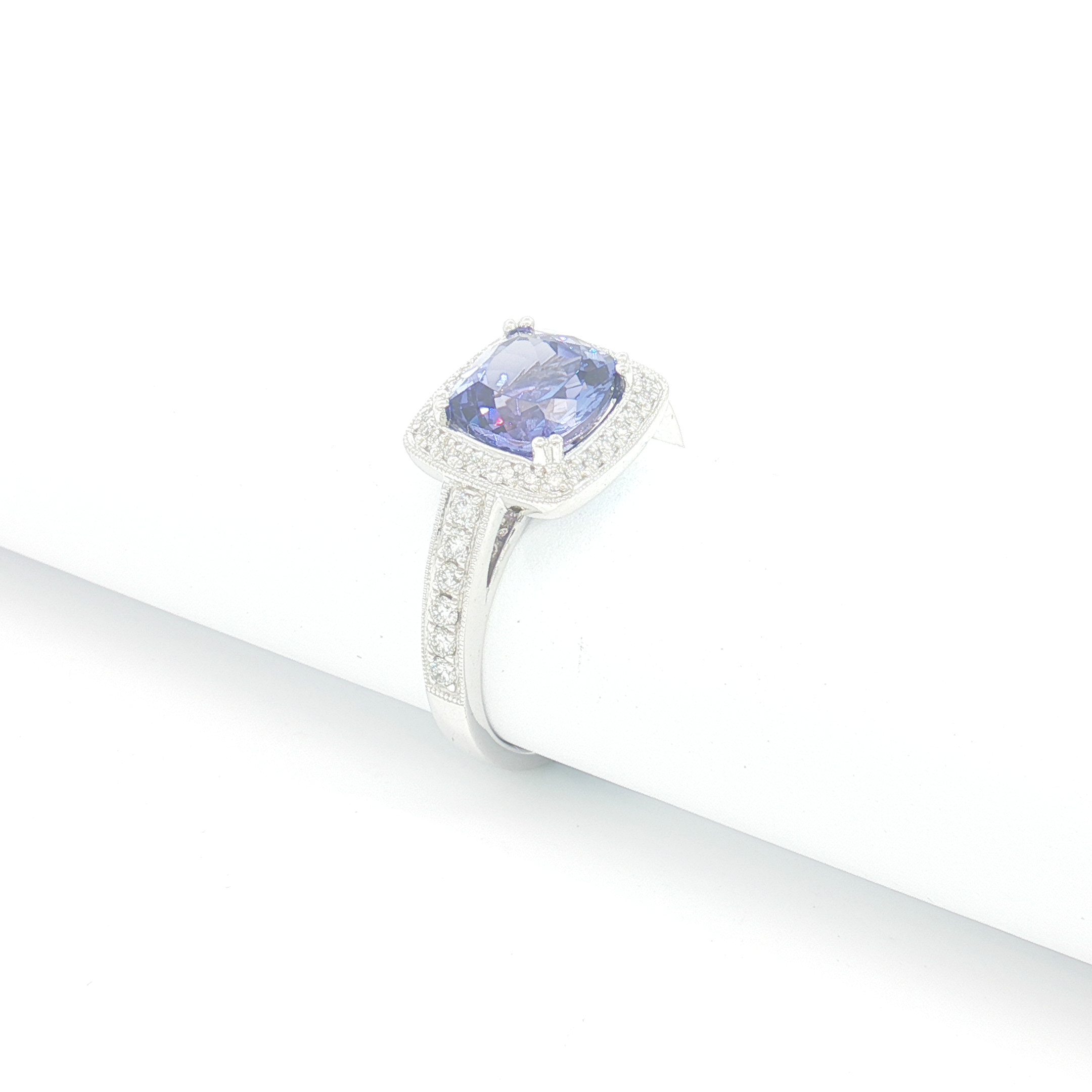 18ct WG Cushion-Cut Tanzanite Halo Cocktail Ring