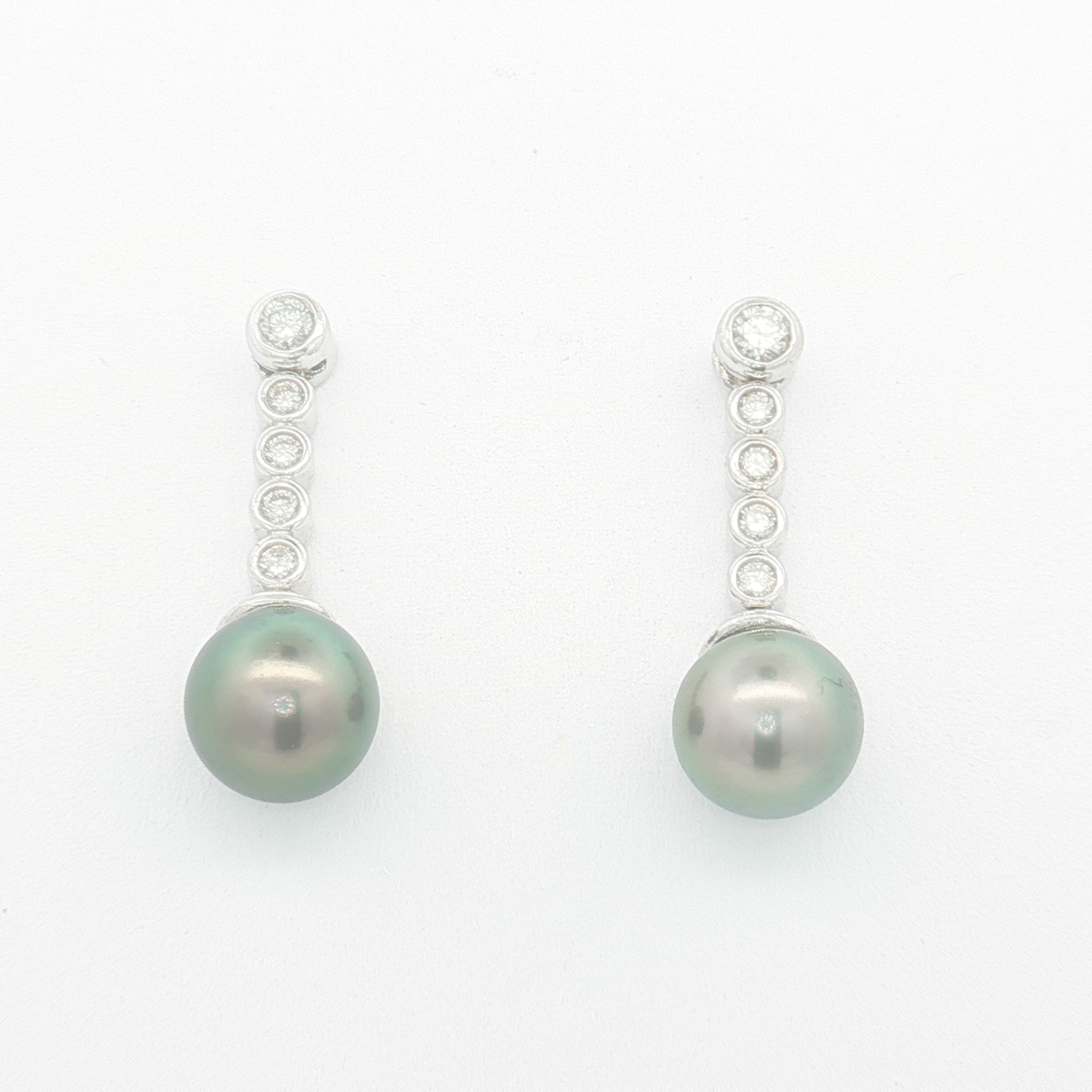 9ct WG Pearl and Diamond Drop Earrings