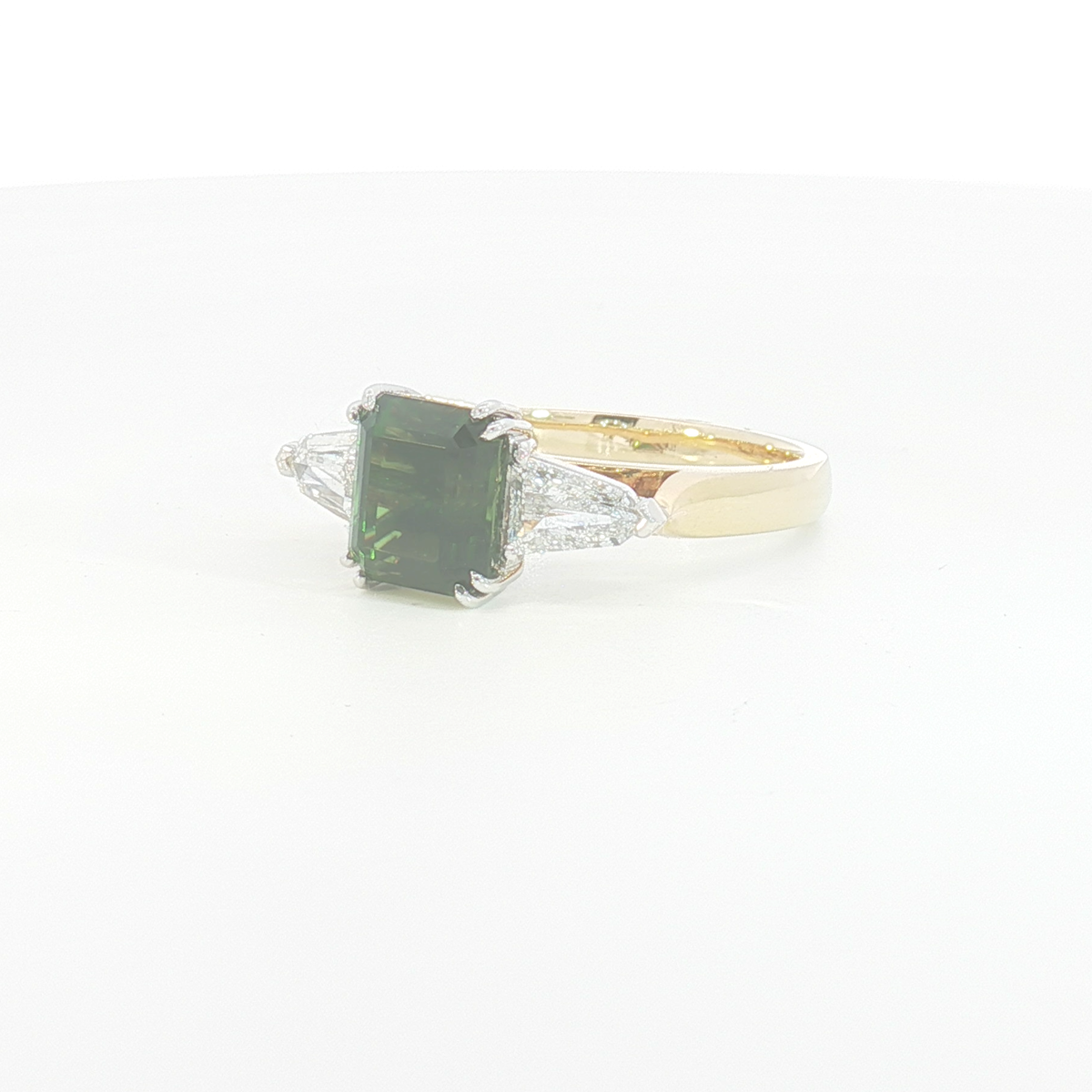 18ct 2Tone Green Tourmaline and Diamond Dress Ring