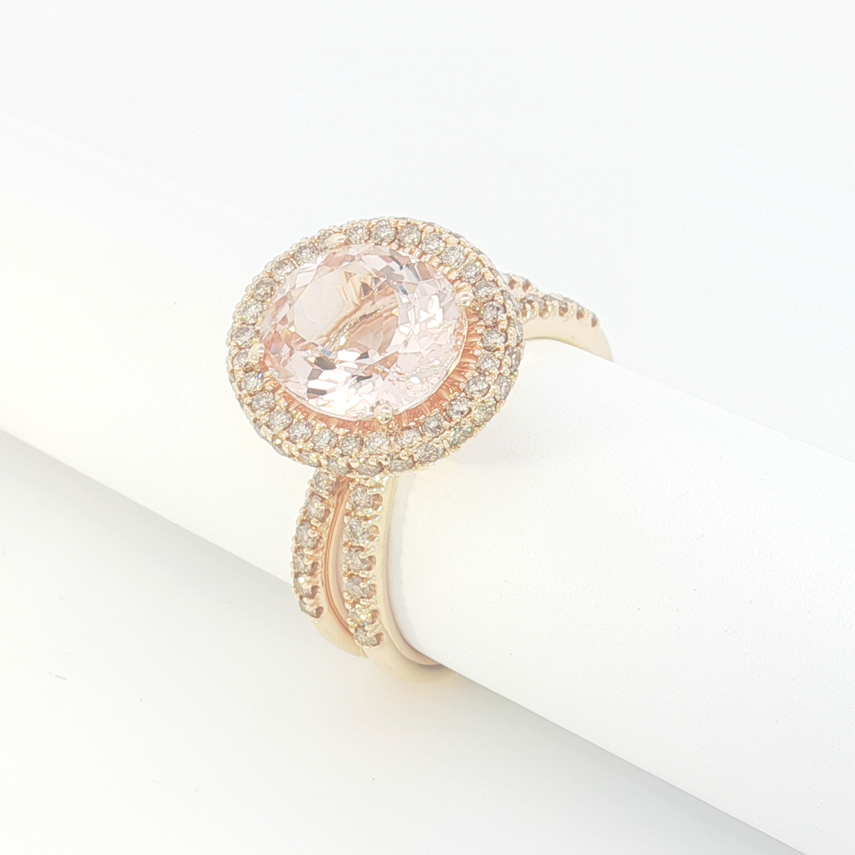 18ct RG Morganite Halo Cocktail Ring