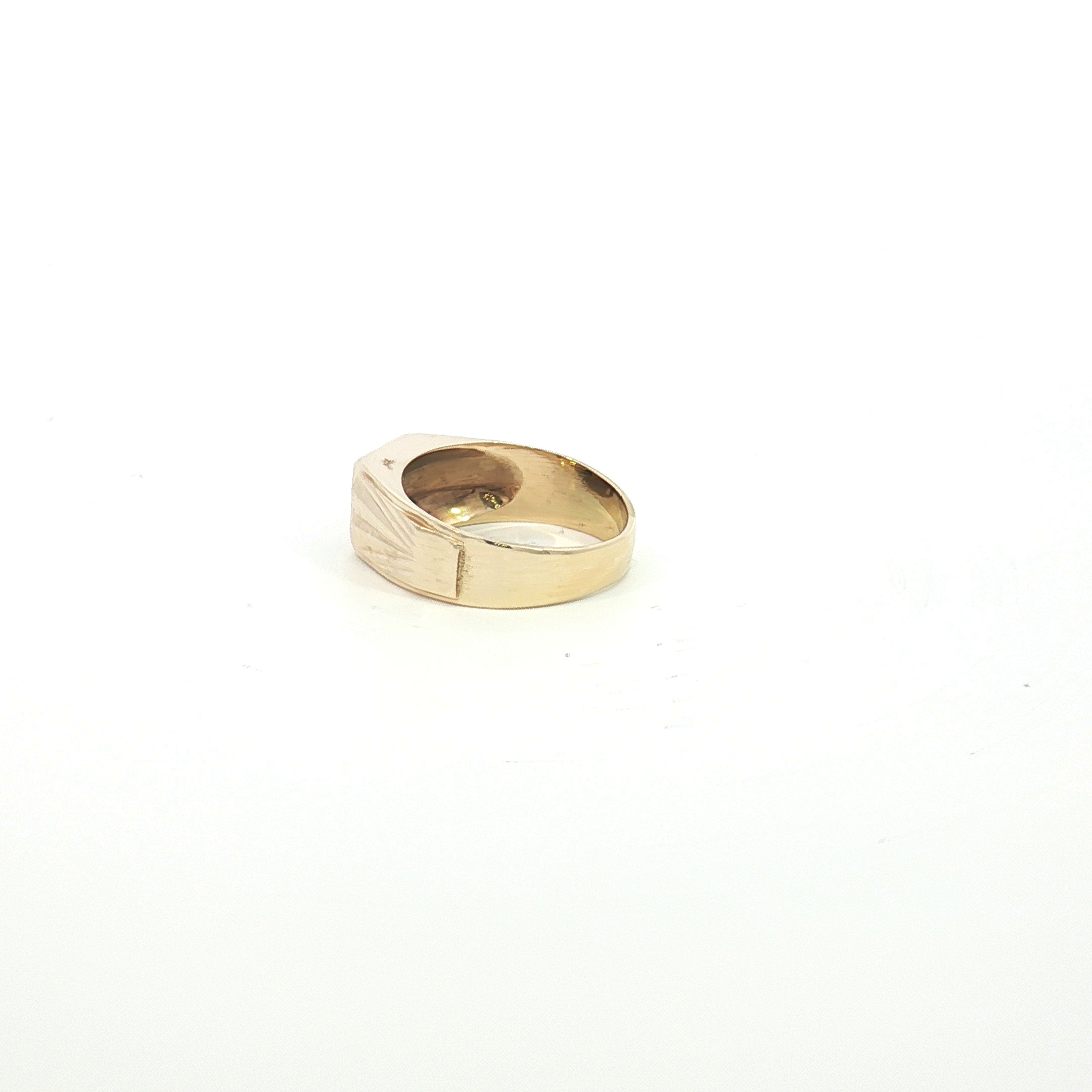 18ct YG Diamond Signet Ring