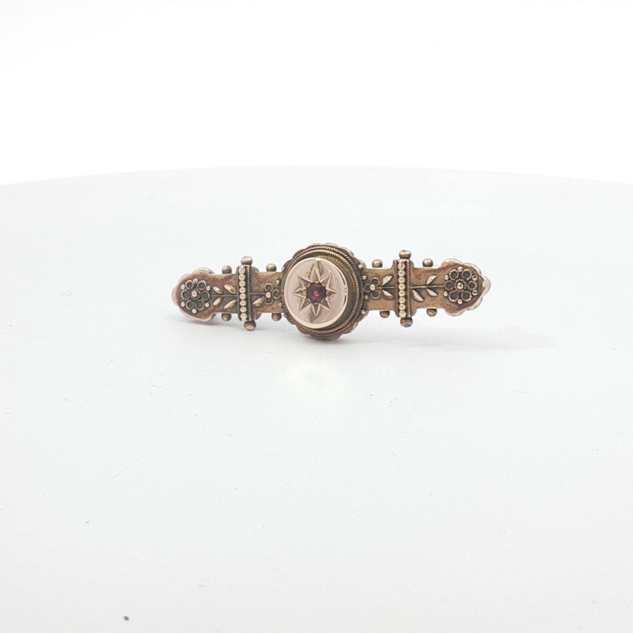 Antique 15ct RG Bar Brooch with Ruby