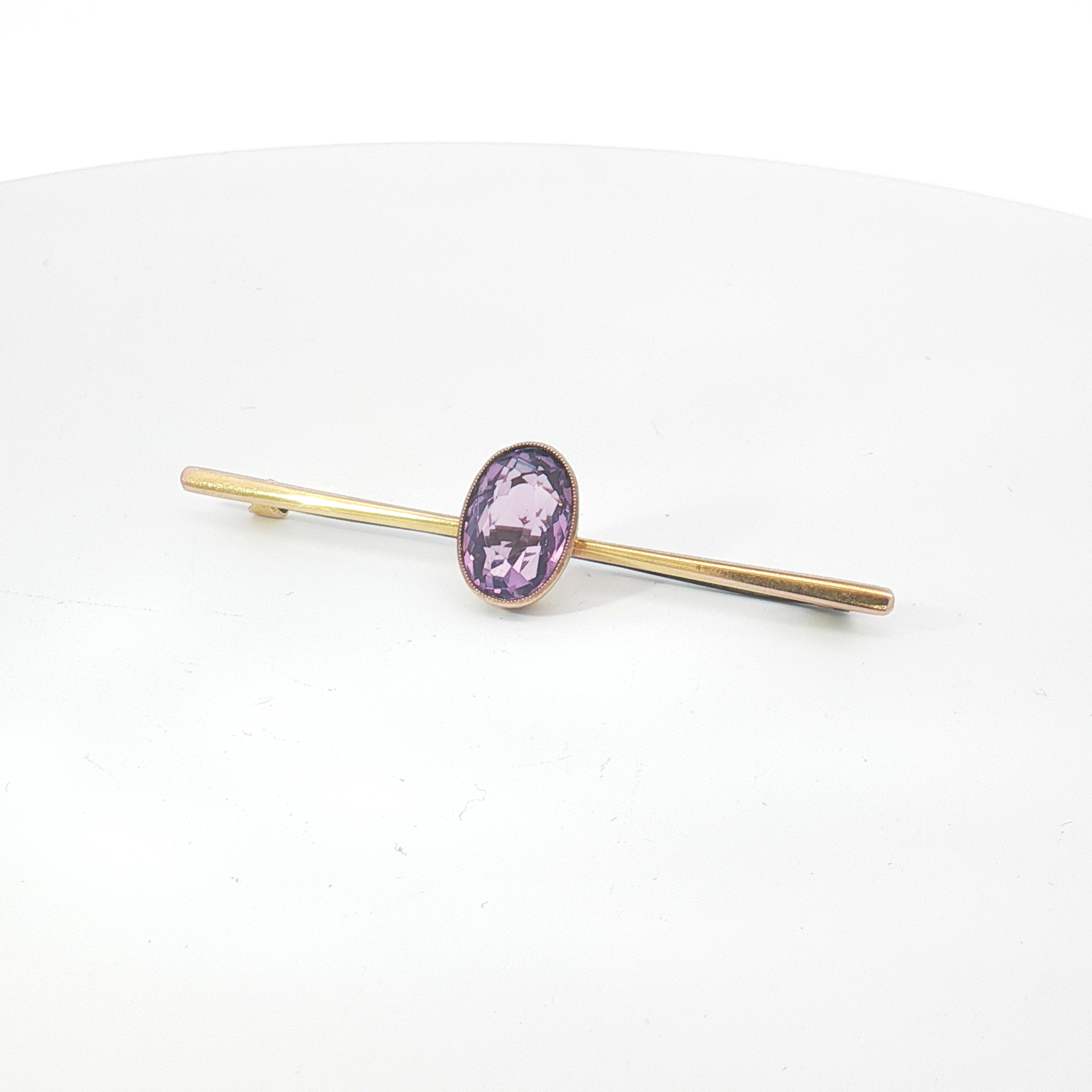 9ct YG Amethyst Bar Brooch