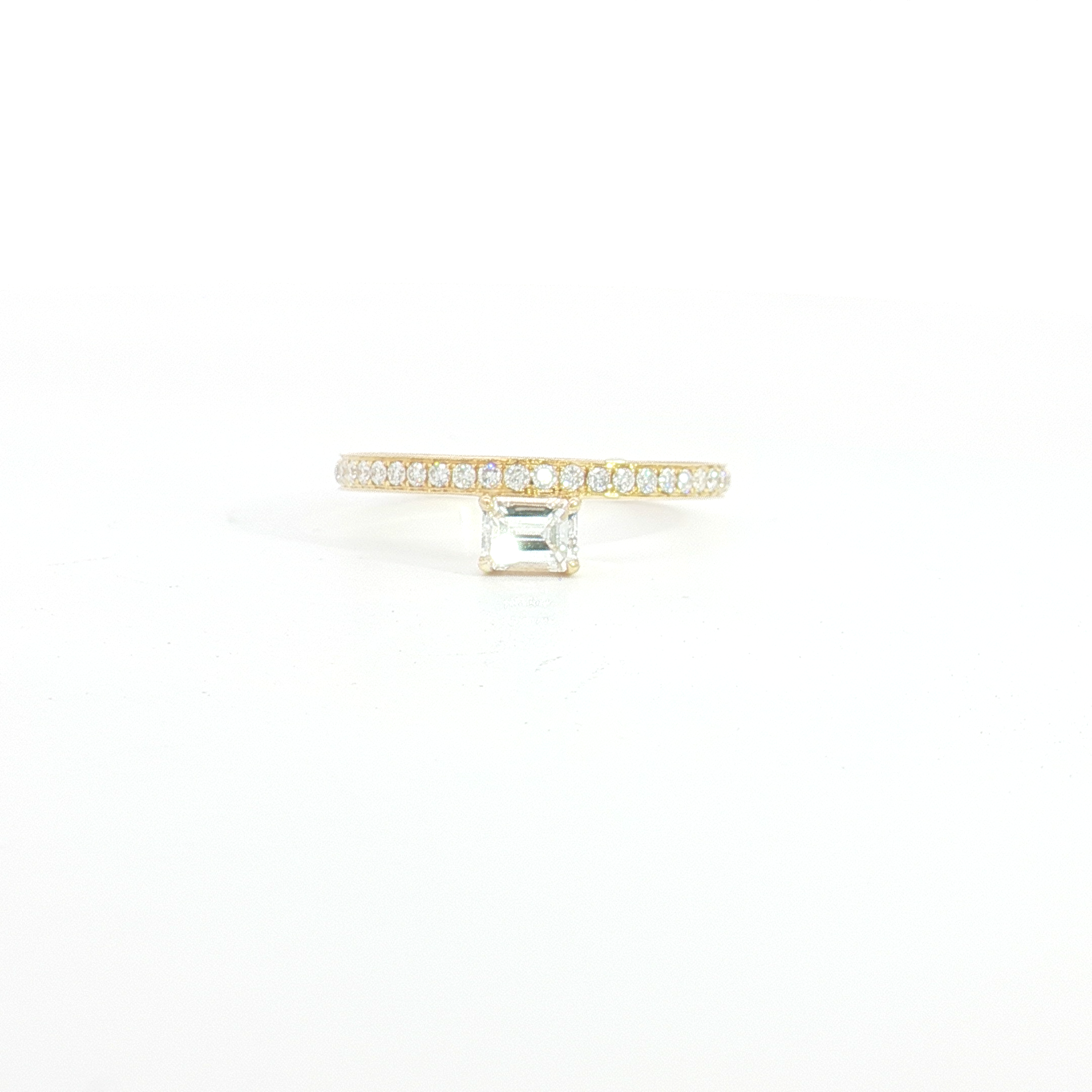 18ct YG Emerald-Cut and RBC Diamond Ring