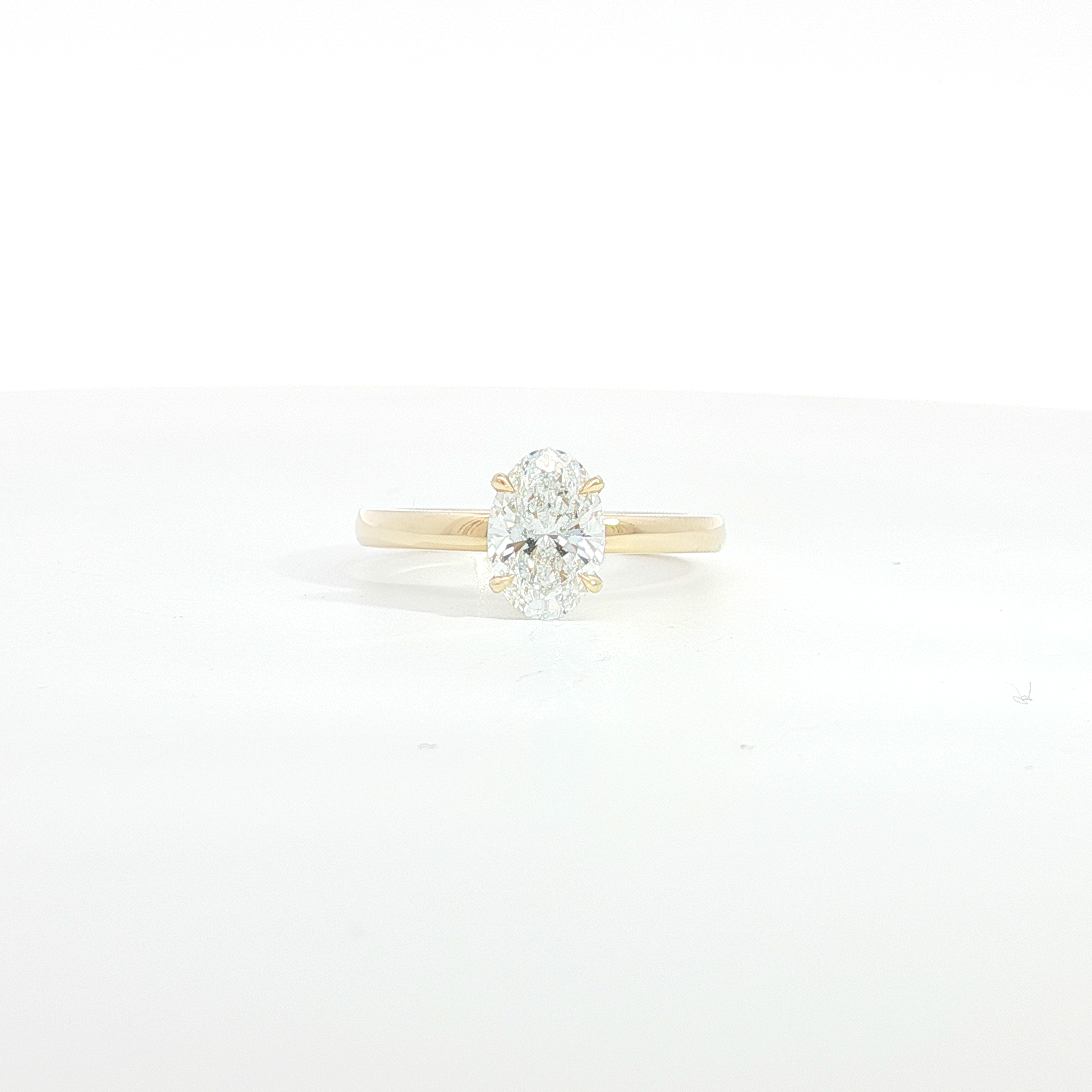 18ct YG Oval-Cut Lab Grown Diamond Solitaire Ring