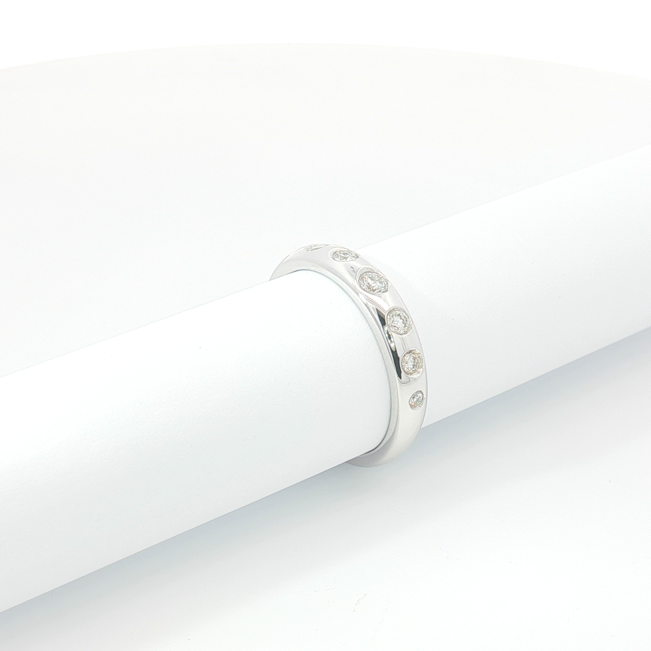 9ct WG Pressure Set Diamond Ring