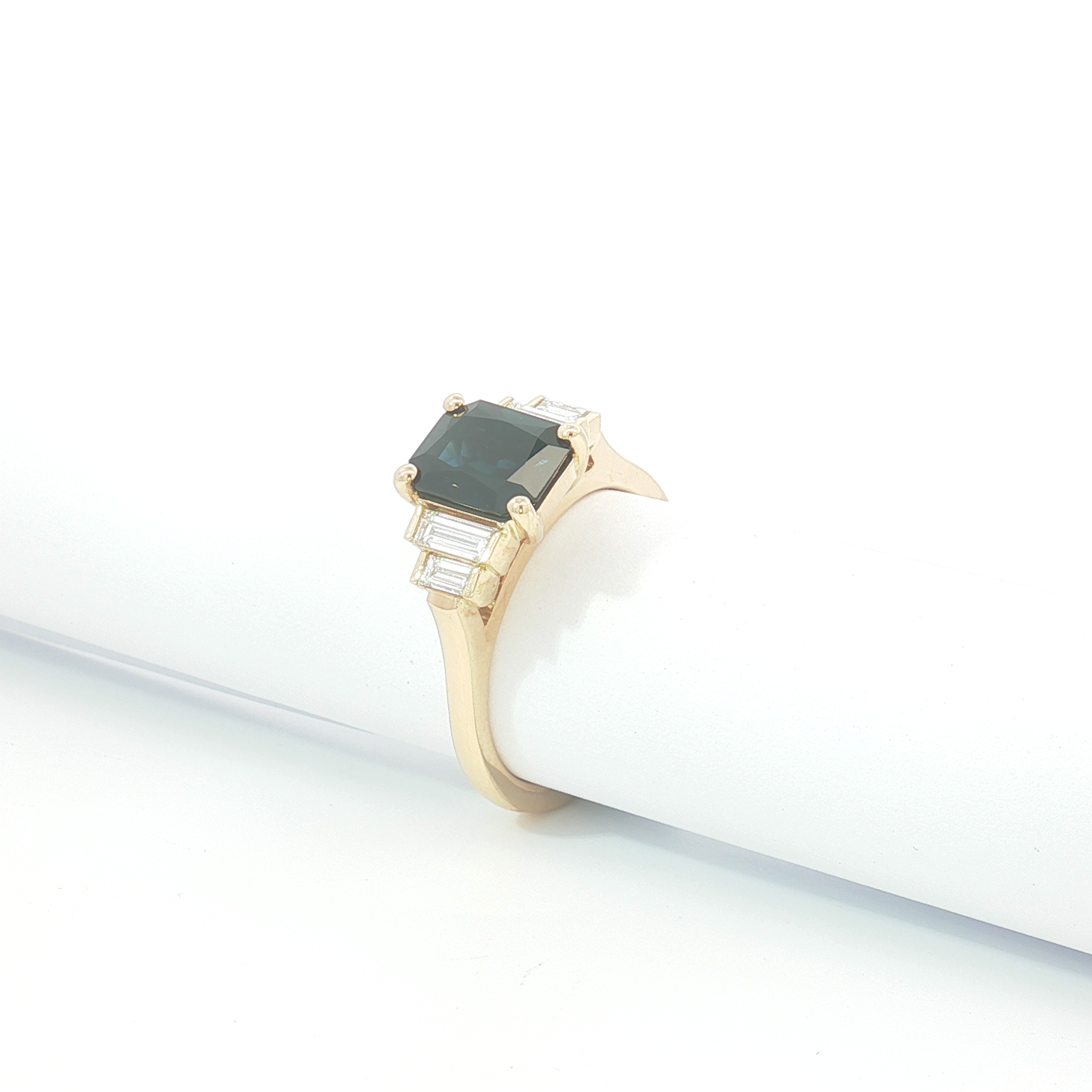 18ct YG Sapphire and Diamond Dress Ring