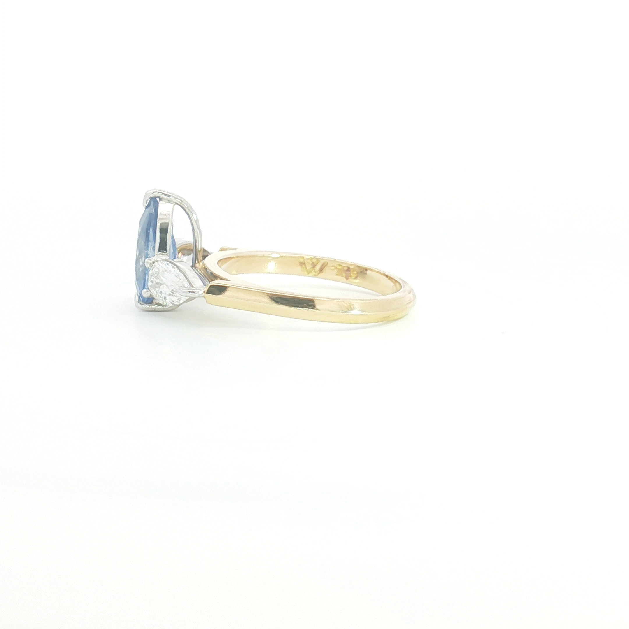 18ct YG Pear-Cut Sapphire Trilogy Ring