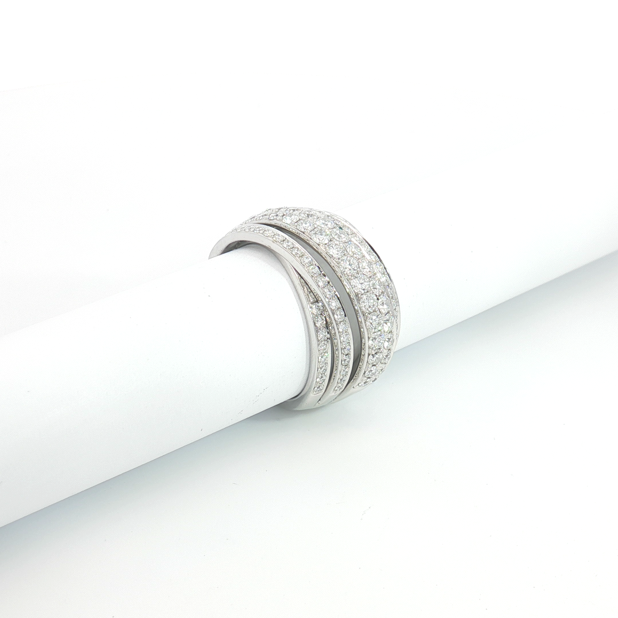 18ct WG Diamond Crossover Dress Ring