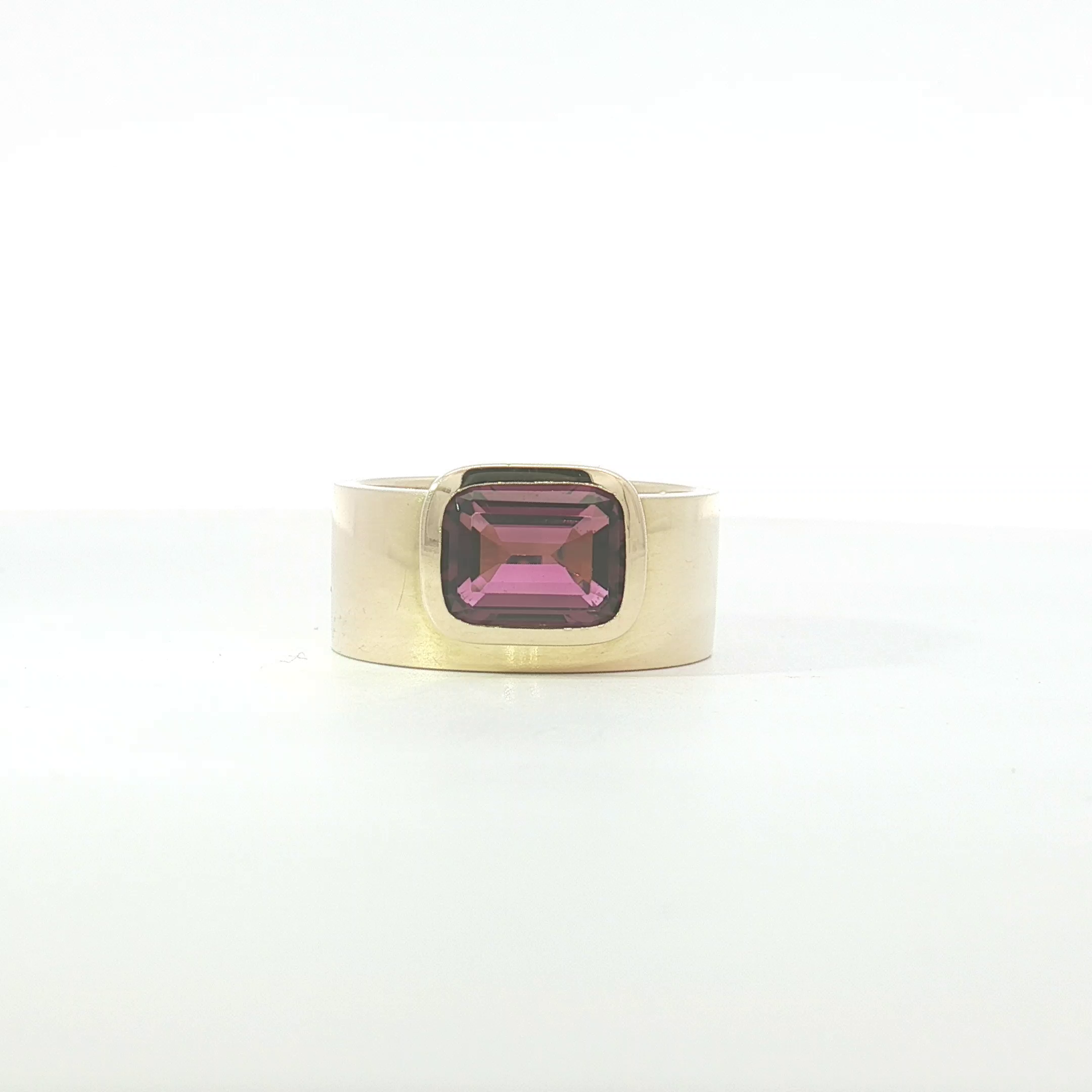 18ct YG Emerald-Cut Tourmaline Wide Band Solitaire Ring