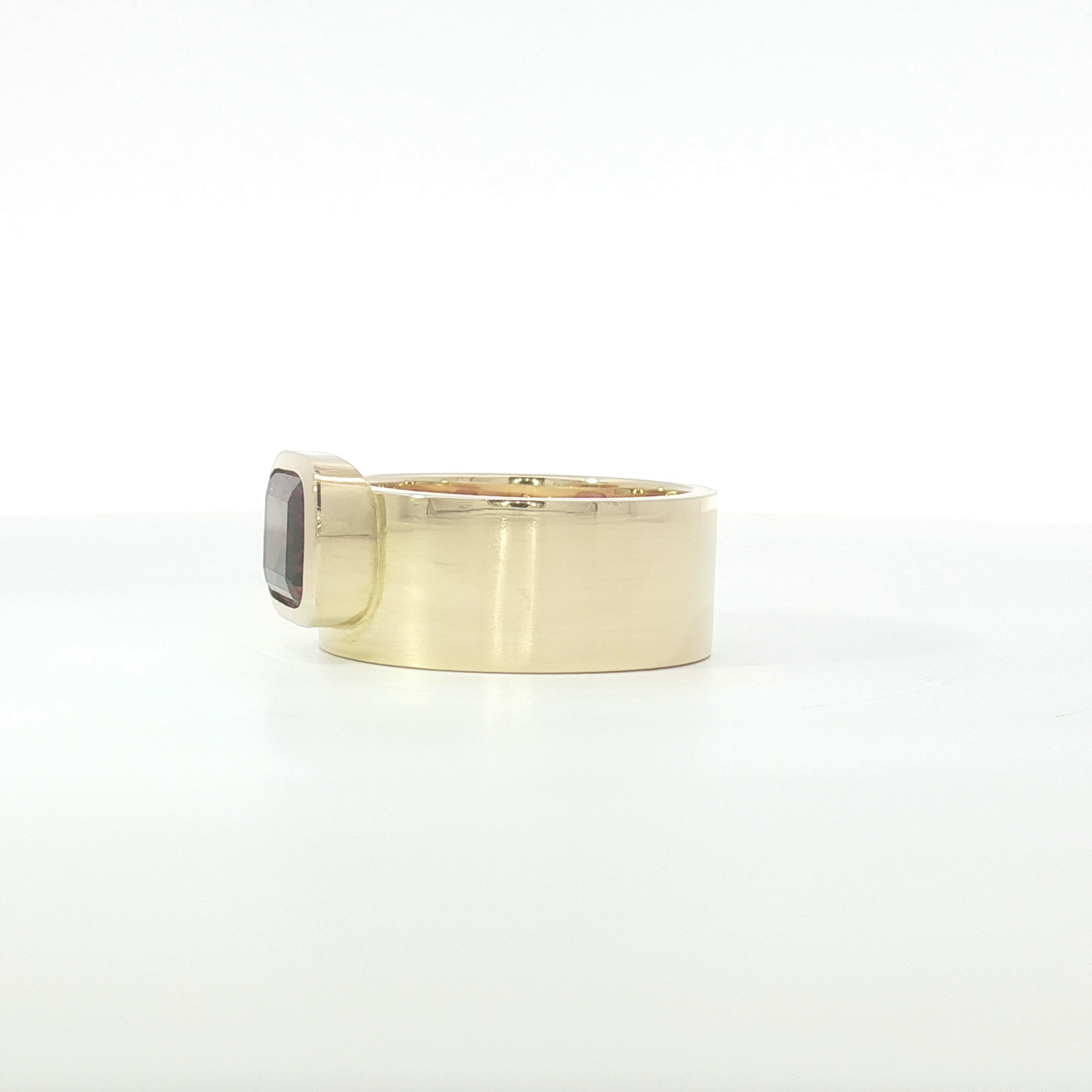 18ct YG Emerald-Cut Tourmaline Wide Band Solitaire Ring