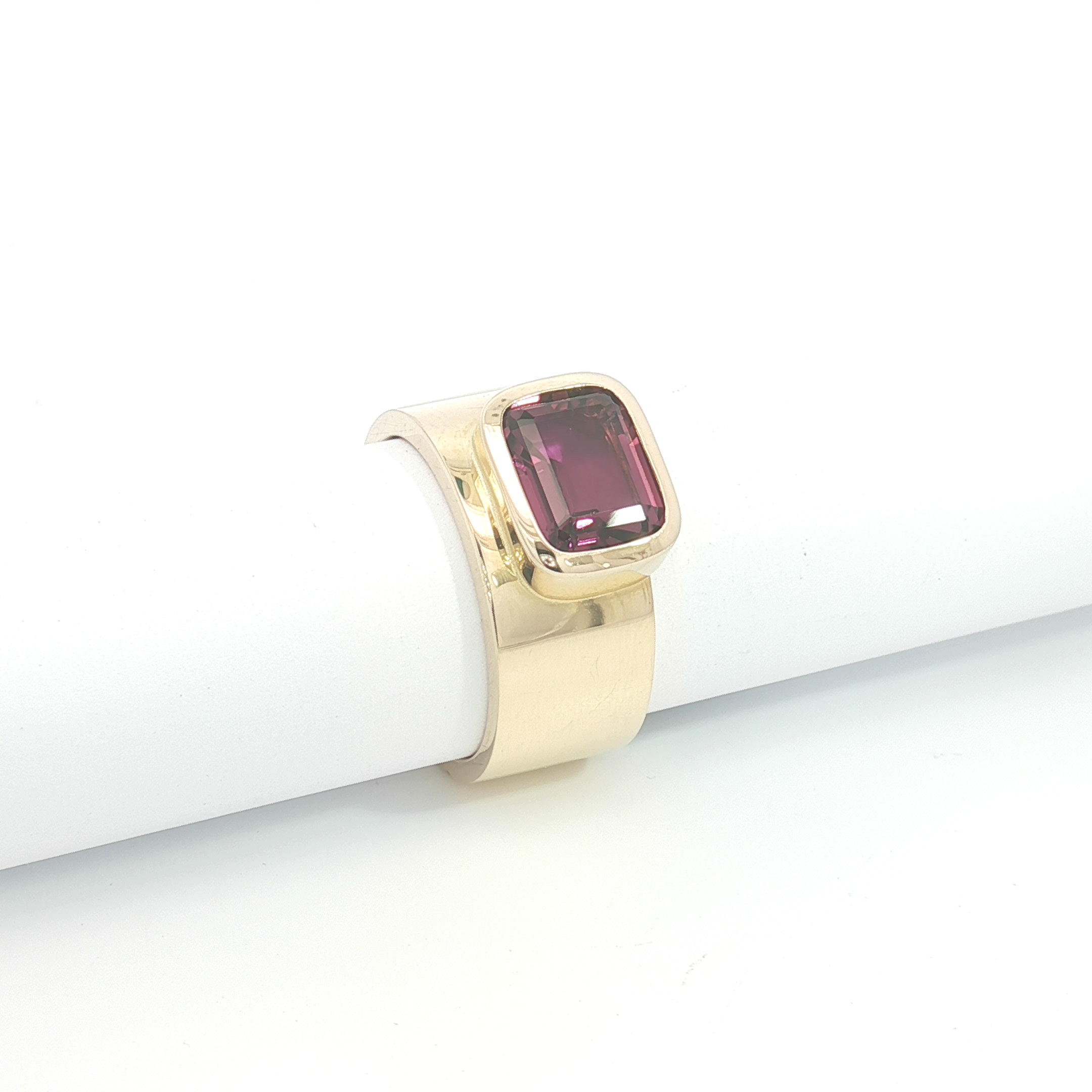 18ct YG Emerald-Cut Tourmaline Wide Band Solitaire Ring