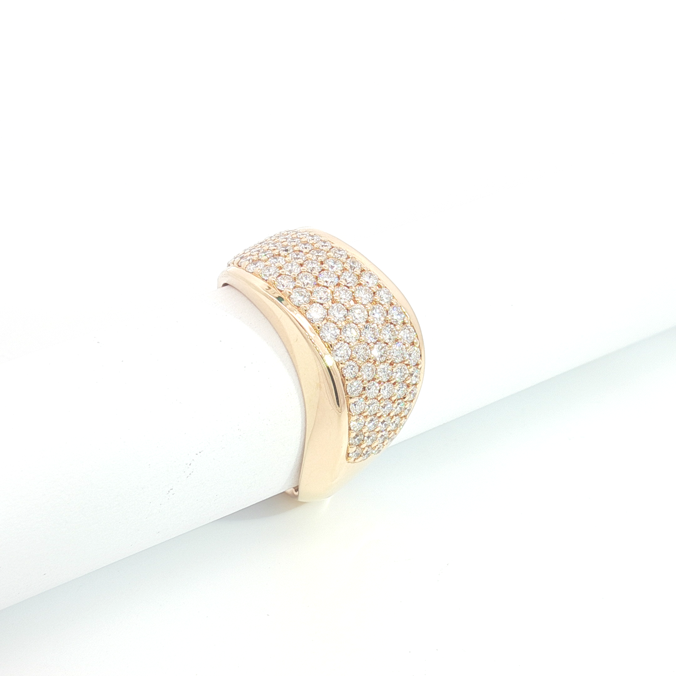 18ct RG Curved Diamond Pavé Set Dress Ring