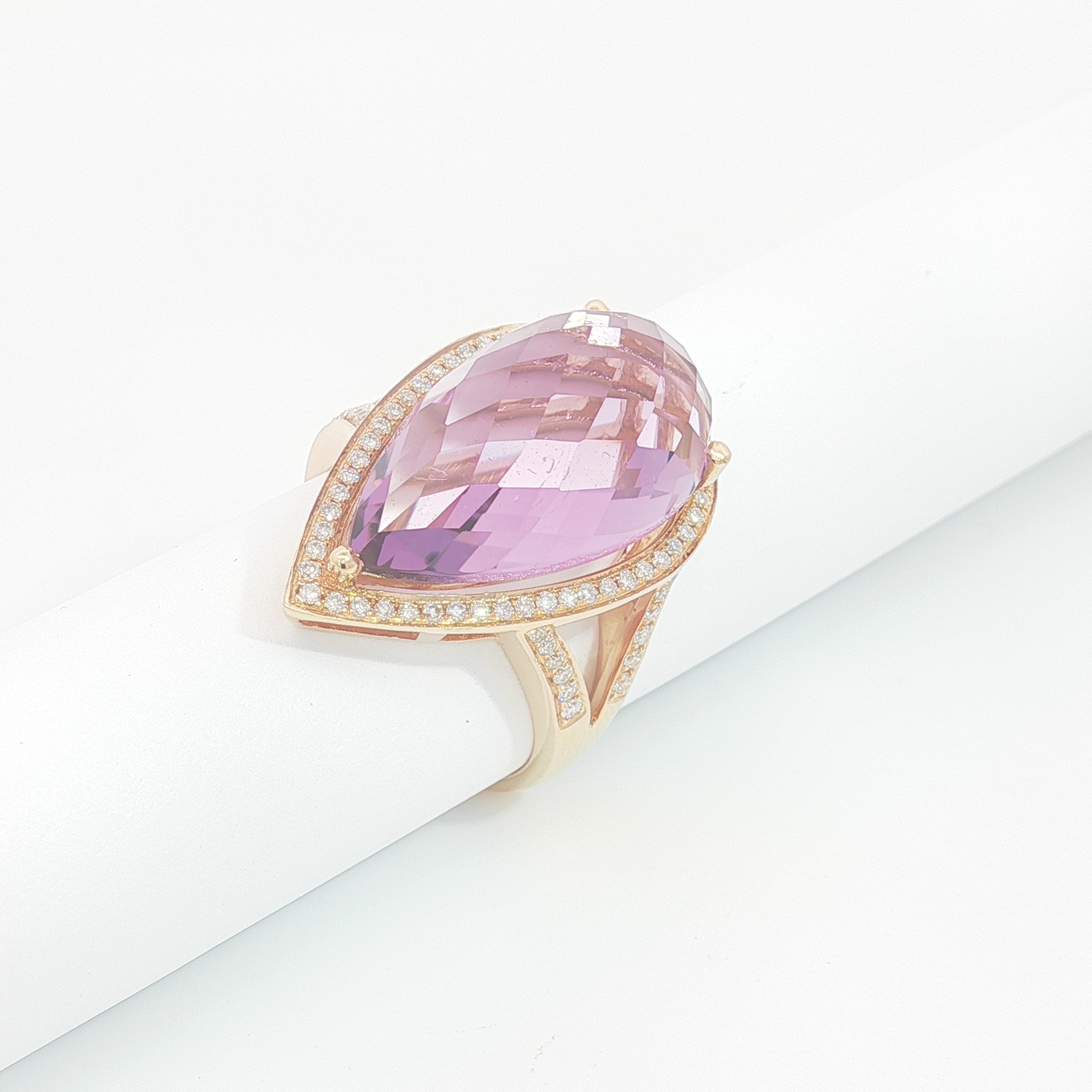 18ct RG Pear-Cut Amethyst Halo Cocktail Ring