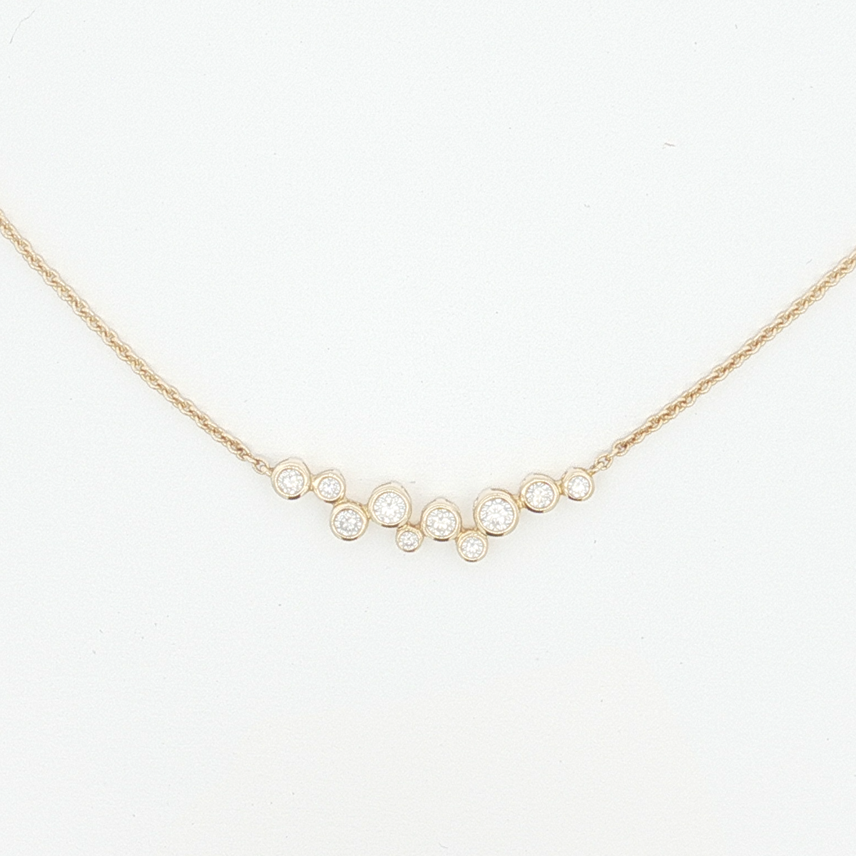 18ct YG Bezel-Set Diamond Cluster Necklet