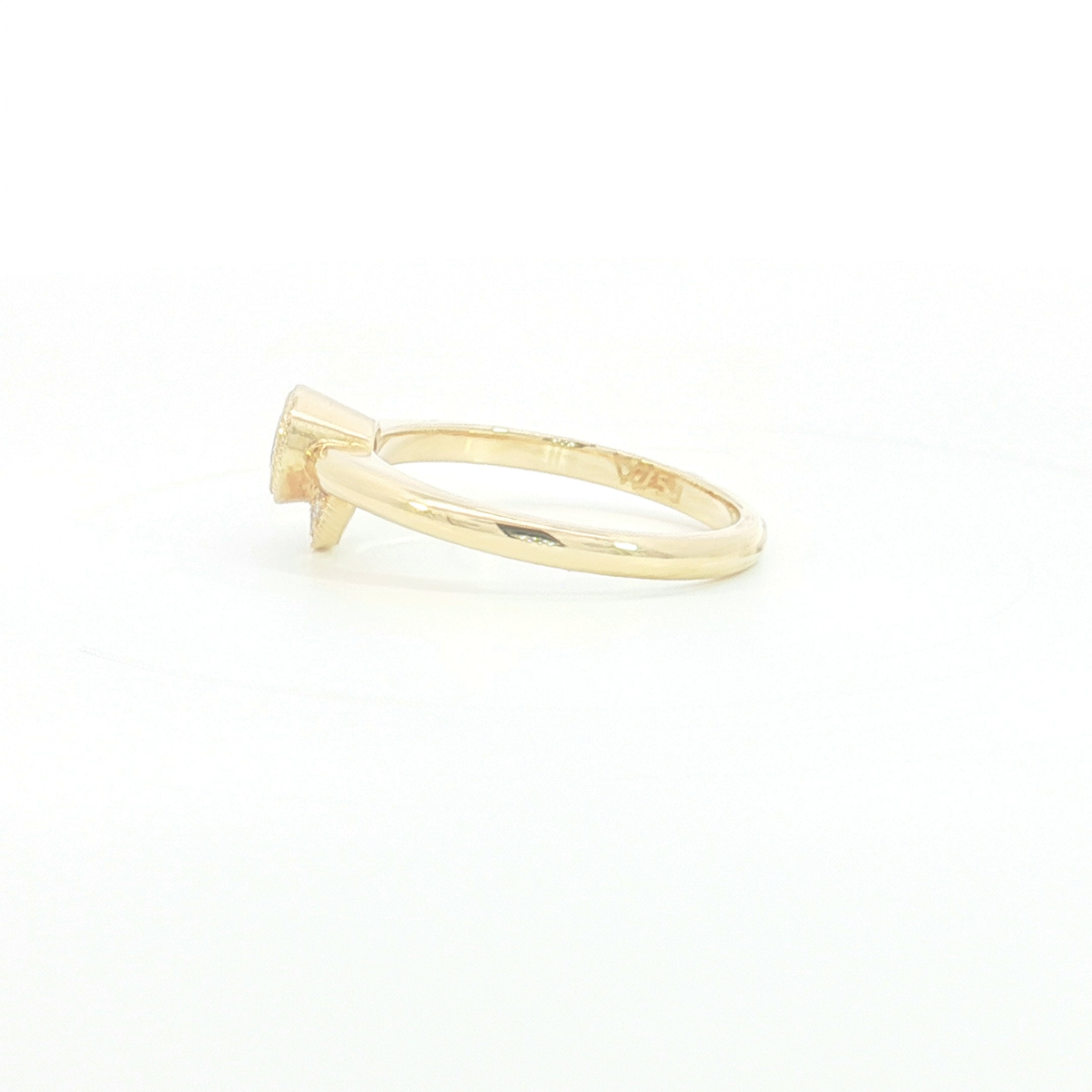 18ct YG Semi Halo Diamond Dress Ring