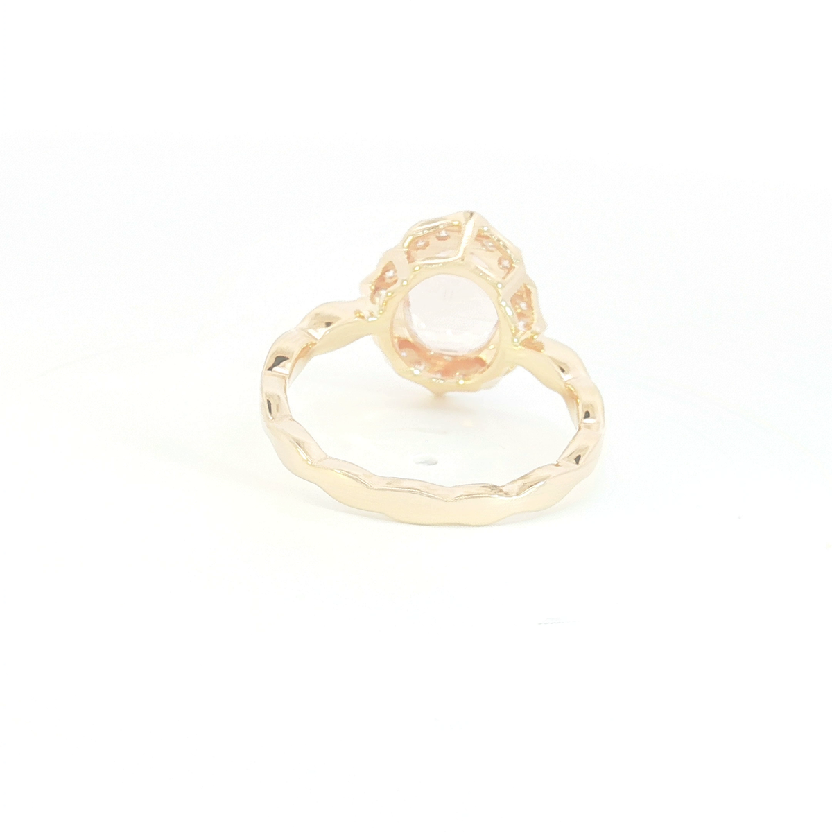 18ct RG Oval Morganite Scalloped Halo Cocktail Ring